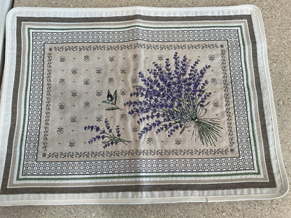 PLACEMAT — LAV & OLIVES