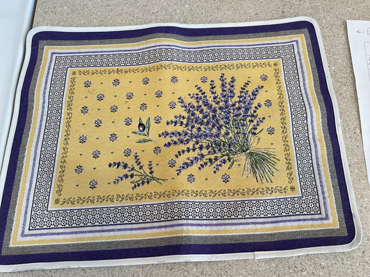 PLACEMAT — LAV & OLIVES