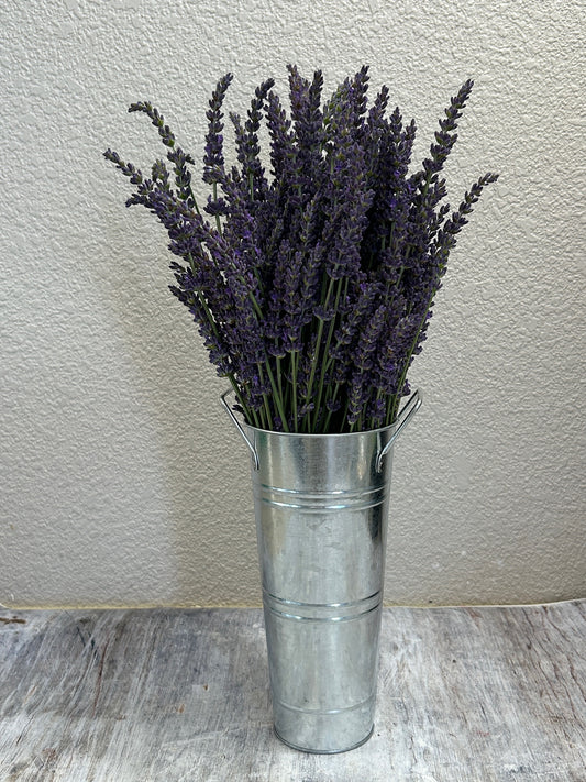 BOUQUET IN A BUCKET